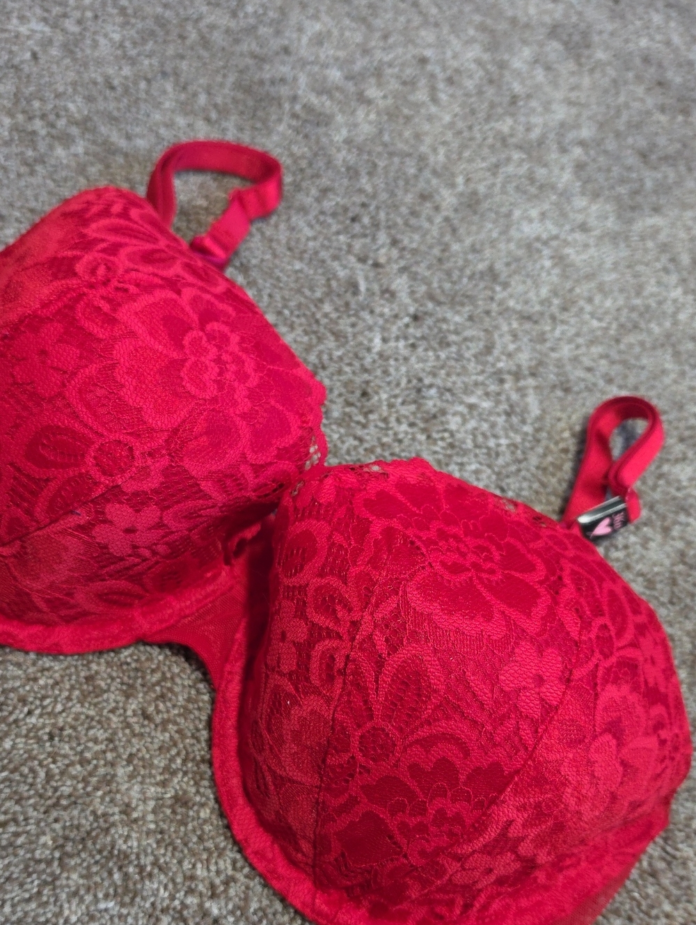 Nwt Victoria's Secret Red Lace Wired Bra - Lined Demi Size 36D. $39.95